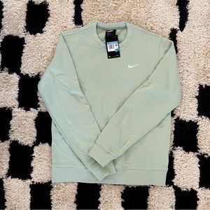 NWT Sage Green Men’s Crewneck Sweater